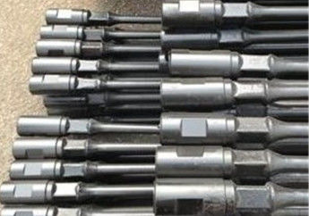 China Anti cor do preto de Rod de otário do pulverizador das ferramentas de perfuração do poço de petróleo da corrosão fornecedor